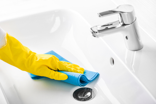 The Best Way To Clean Your Bathroom Sink