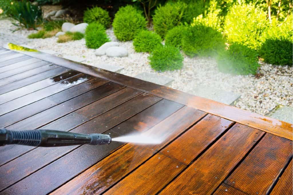 deck cleaning