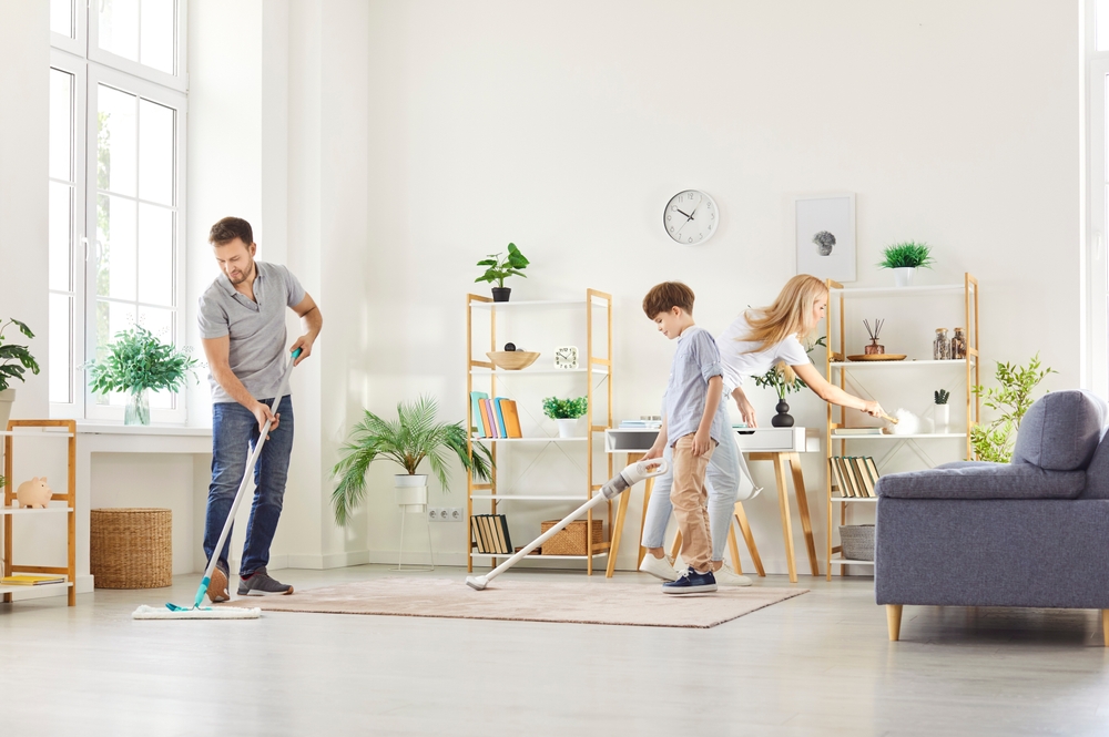 5 Smart Cleaning Tips for Busy Parents